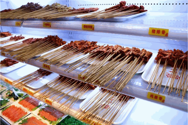 尊品味钢管厂小郡肝串串香